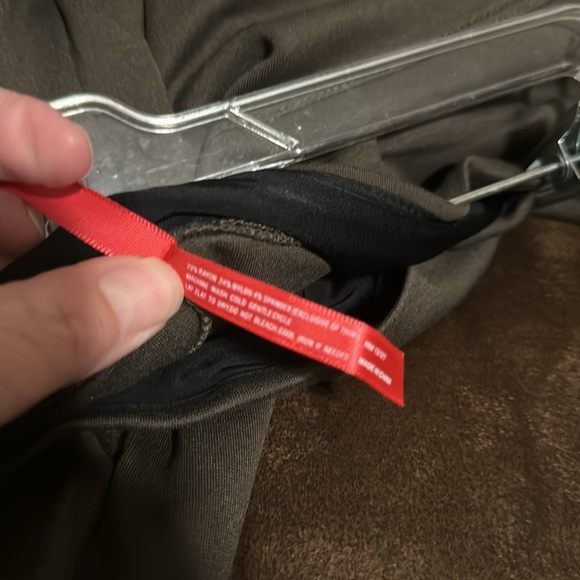 🆕 Ruby Ribbon Equestrian Legging with zippers at ankles - Picture 10 of 10